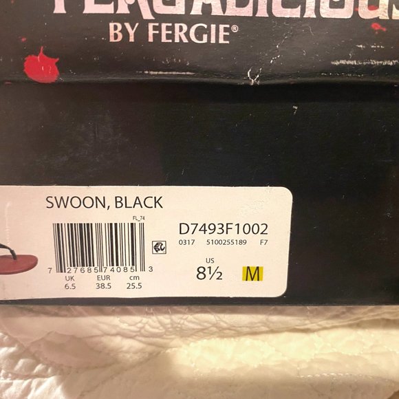 Fergalicious Swoon Slingback Sandal NWB - Picture 8 of 10